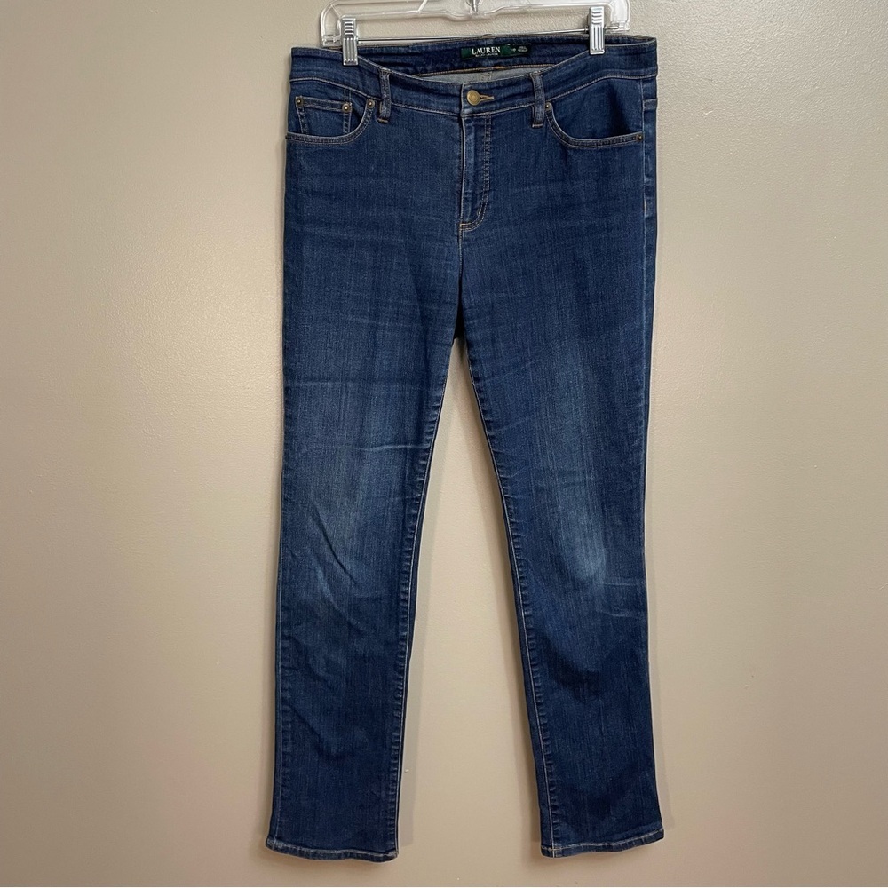 Lauren Ralph Lauren, modern straight, curvy mid rise jeans size 4